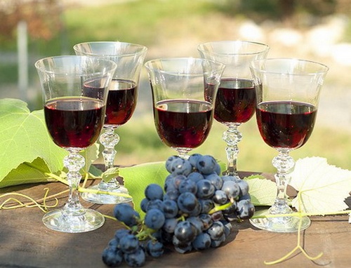 Домашняя виноградная наливка - изображение