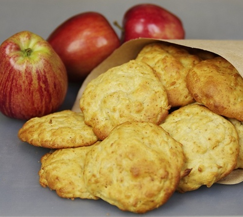 Ароматное яблочное печенье - изображение