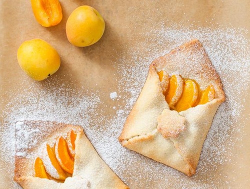 Простые и вкусные рецепты выпечки с абрикосами - изображение